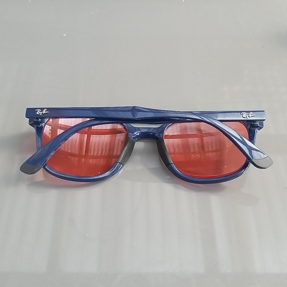 Ray Bans - Picture 2 of 9